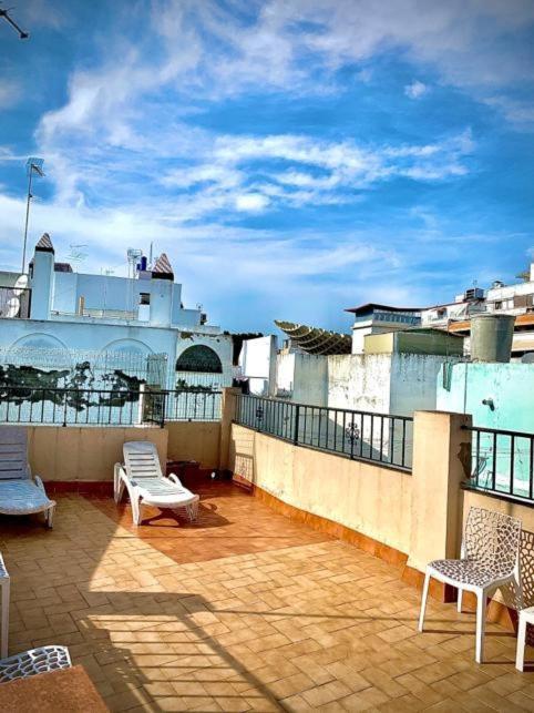 Hostal Lis Sevilla Exteriör bild